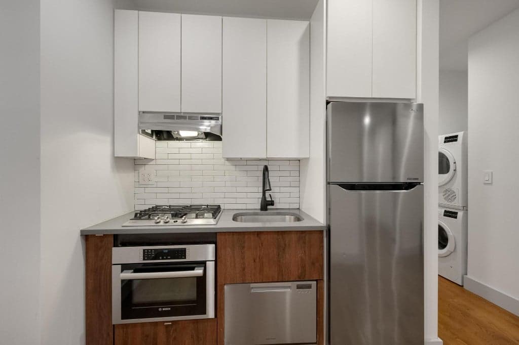629 East 5 Street #1, Manhattan, NY 10009 1