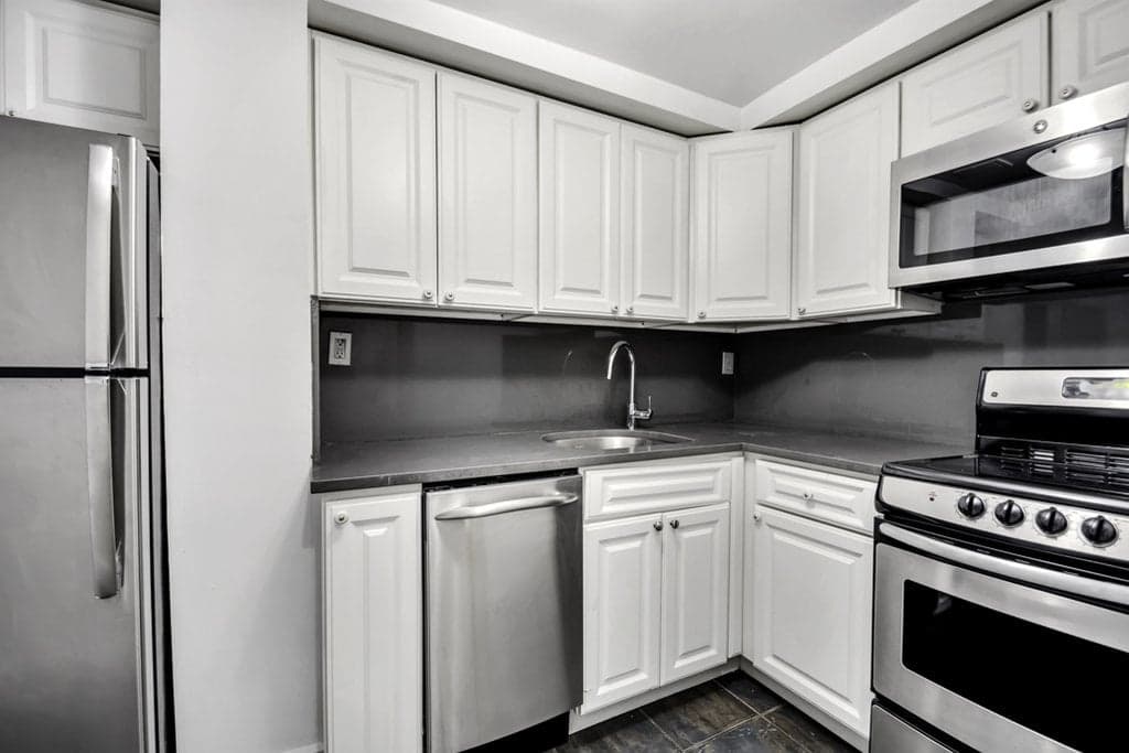 655 2 Avenue #5D, Manhattan, NY 10016