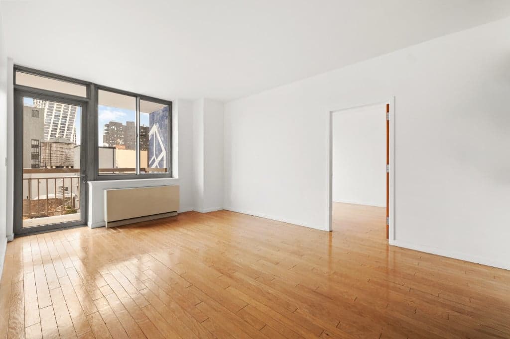 520 West   23 Street #11B, Manhattan, NY 10011 1