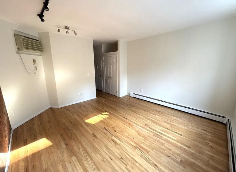 235 East 13 Street #2N, Manhattan, NY 10003 1