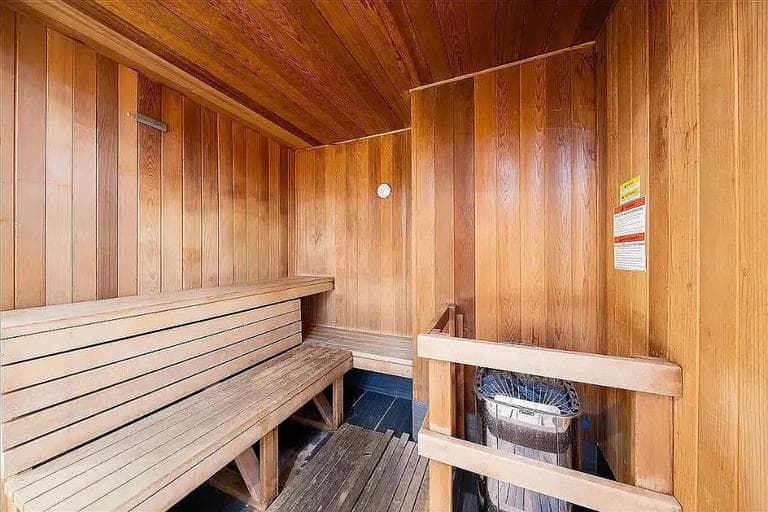 111 Fulton St #8, Manhattan, NY 10038 1