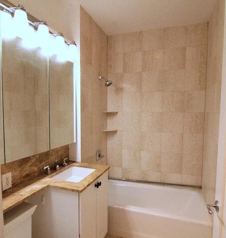 21 South William Street #3C, Manhattan, NY 10005 1