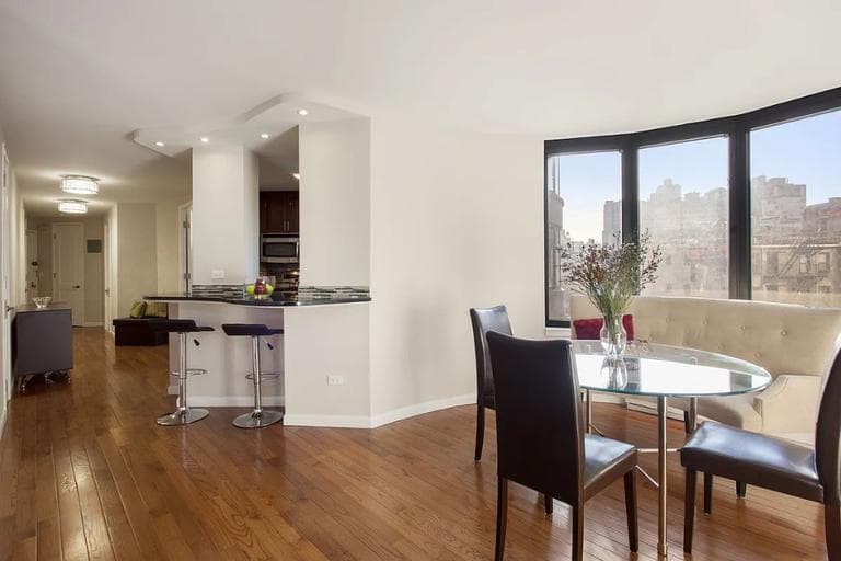 330 East 38 Street #5E, Manhattan, NY 10016 1