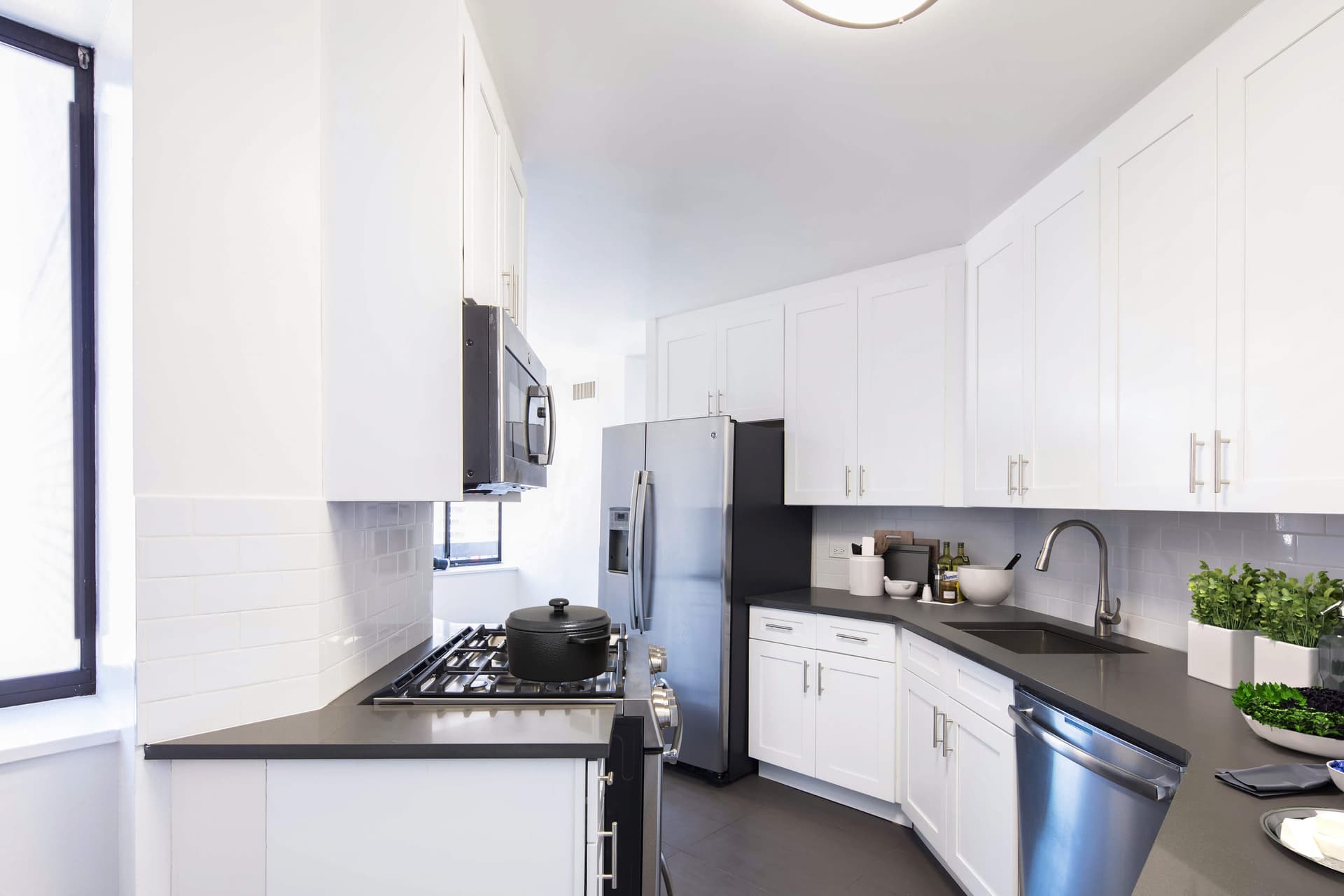 245 East   58 Street #12G, Manhattan, NY 10022 1