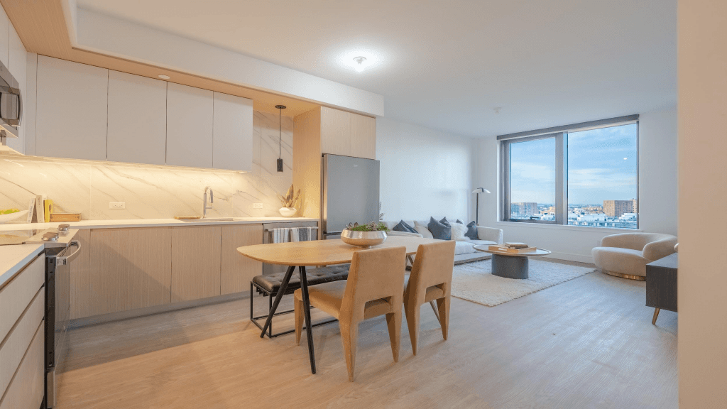 98 Queens Boulevard #16M, Queens, NY 11374 1