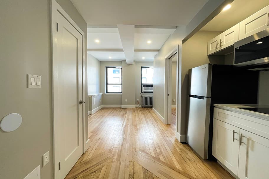 11 Waverly Place #10I, Manhattan, NY 10003