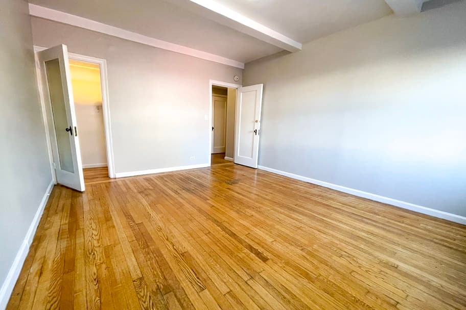 11 Waverly Place #09J, Manhattan, NY 10003