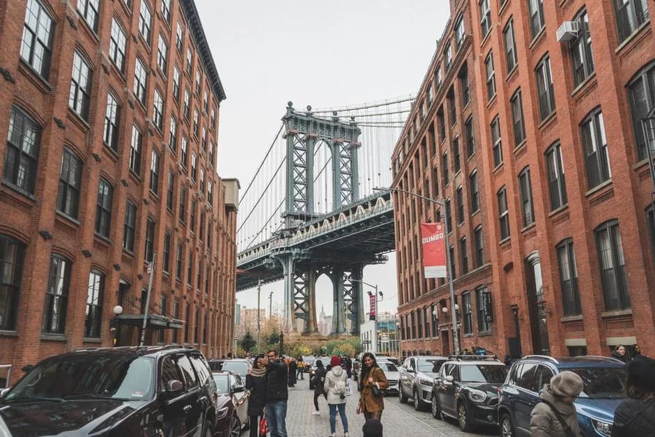 Is DUMBO a good place to live? A renter's guide — Types of buildings and housing stock