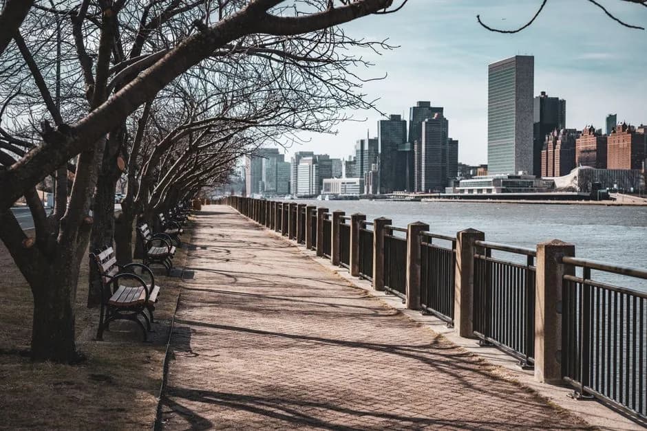 Renting in Inwood: everything you need to know — Types of buildings and housing stock