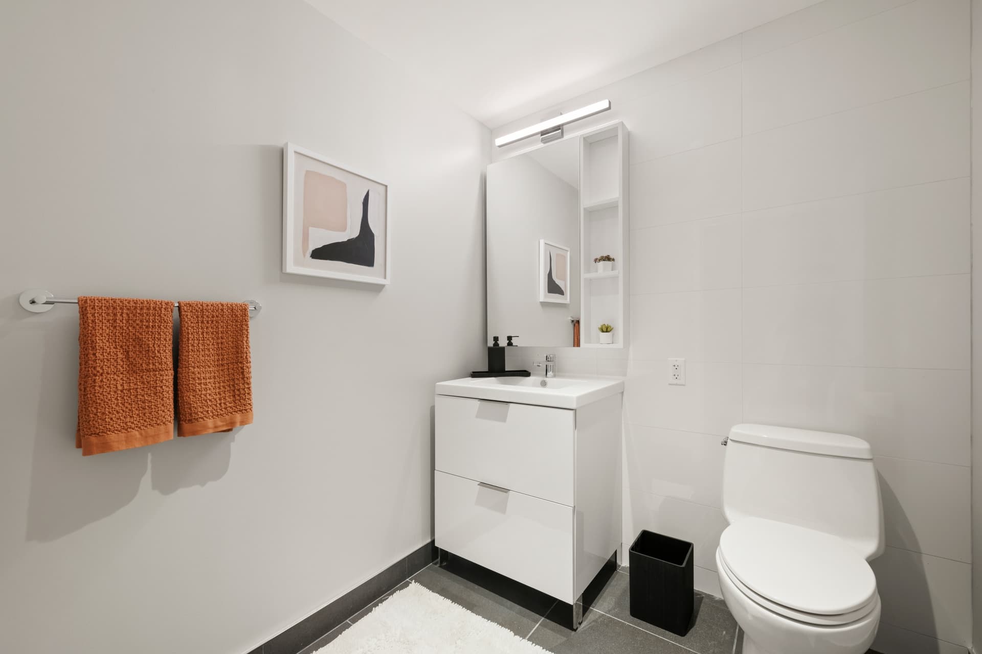 166-20 90 Avenue #917, Queens, NY 11432 1