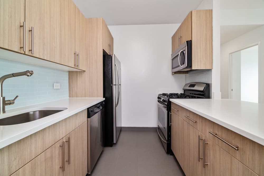 200 Water Street Apartments by Rockrose 200 Water St #1115, Manhattan, NY 10038 1