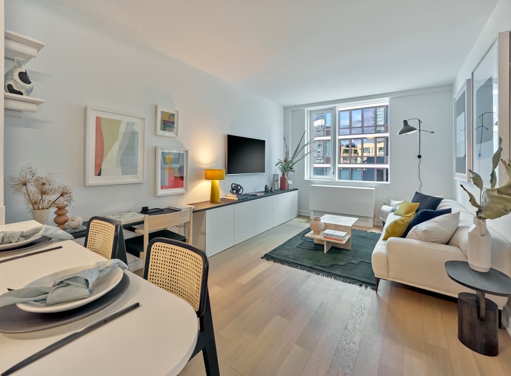 43-12 Hunter Street #1402, Queens, NY 11101 1