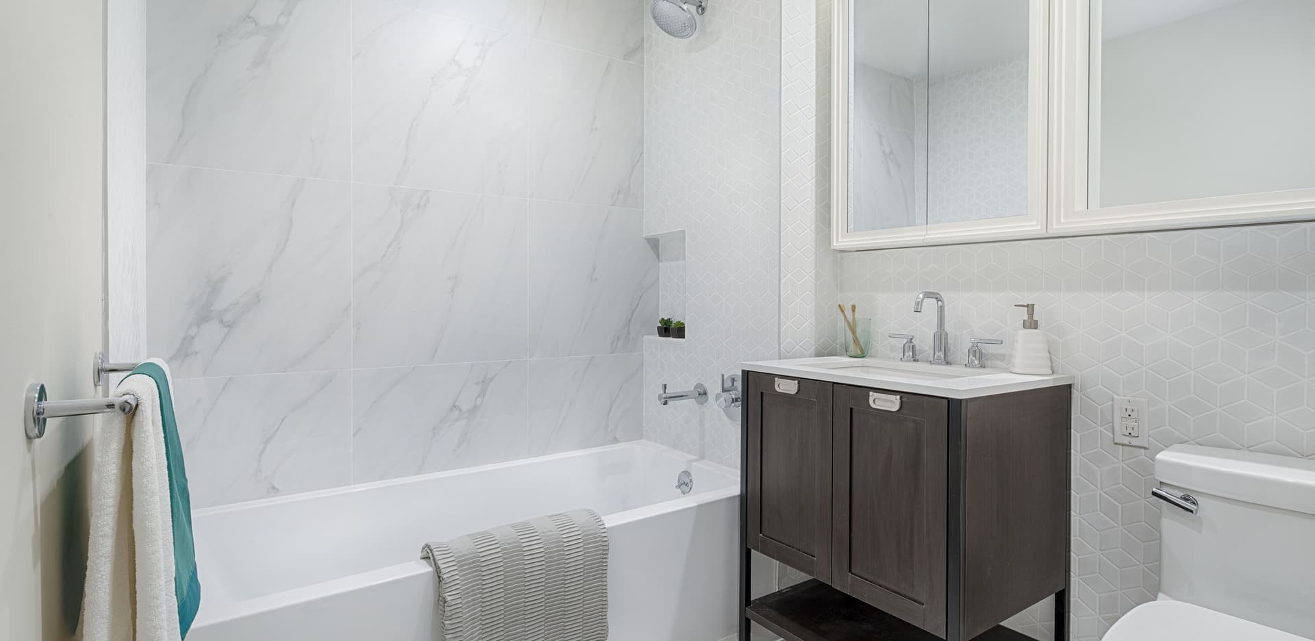 409 Eastern Parkway #1007 + City views!, Brooklyn, NY 11216