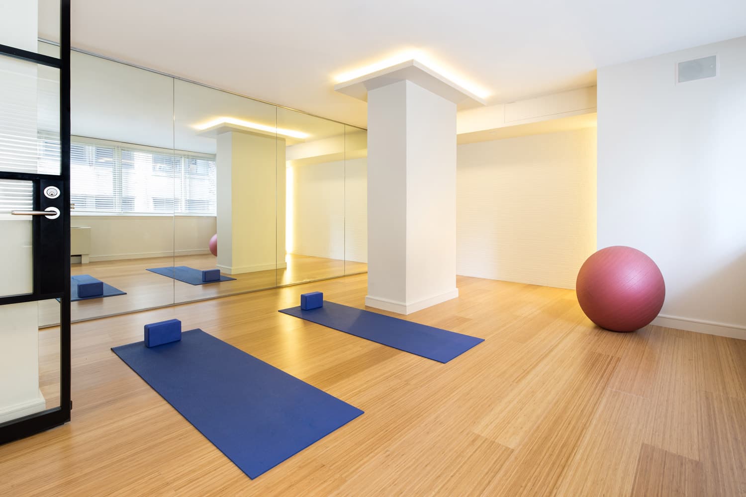 1012 Avenue Of The Americas #23C, Manhattan, NY 10018 1