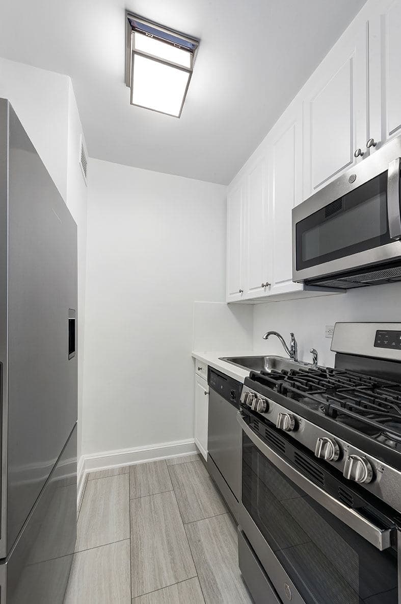 211 East 70 Street #17E, Manhattan, NY 10021 1