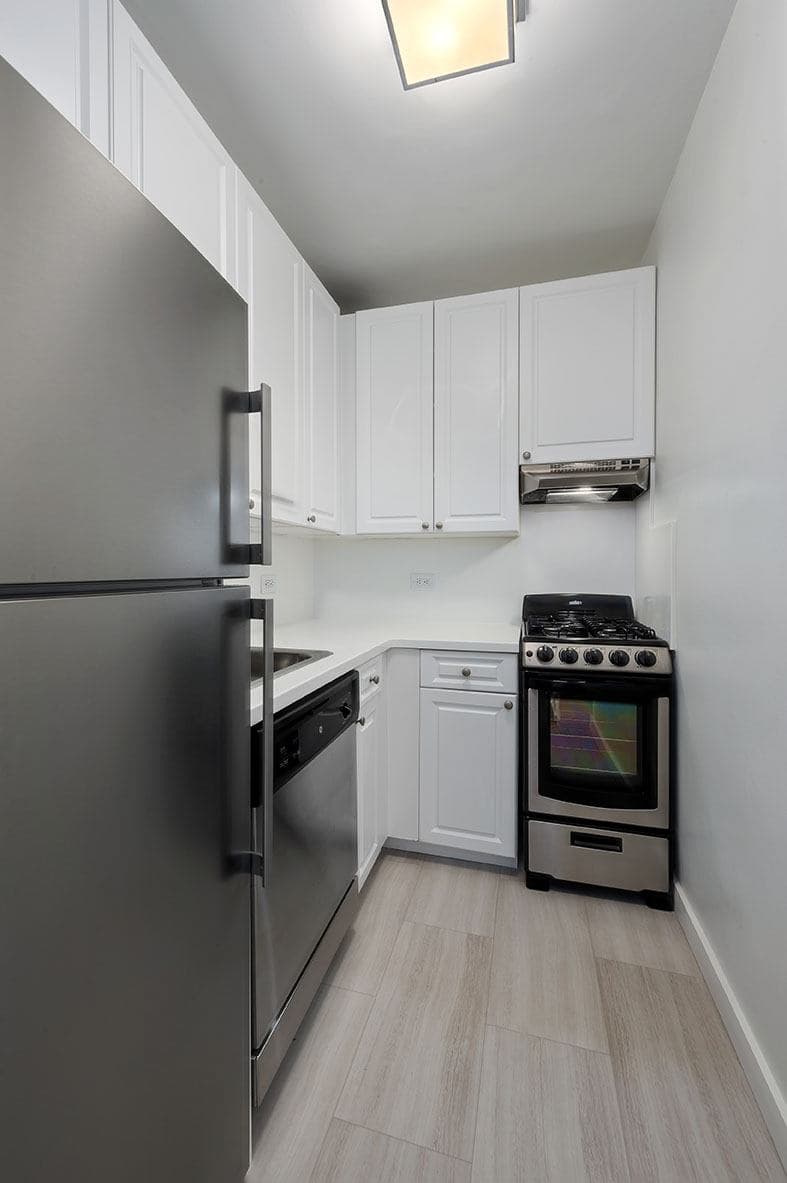 215 East 68 Street #2G, Manhattan, NY 10065 1