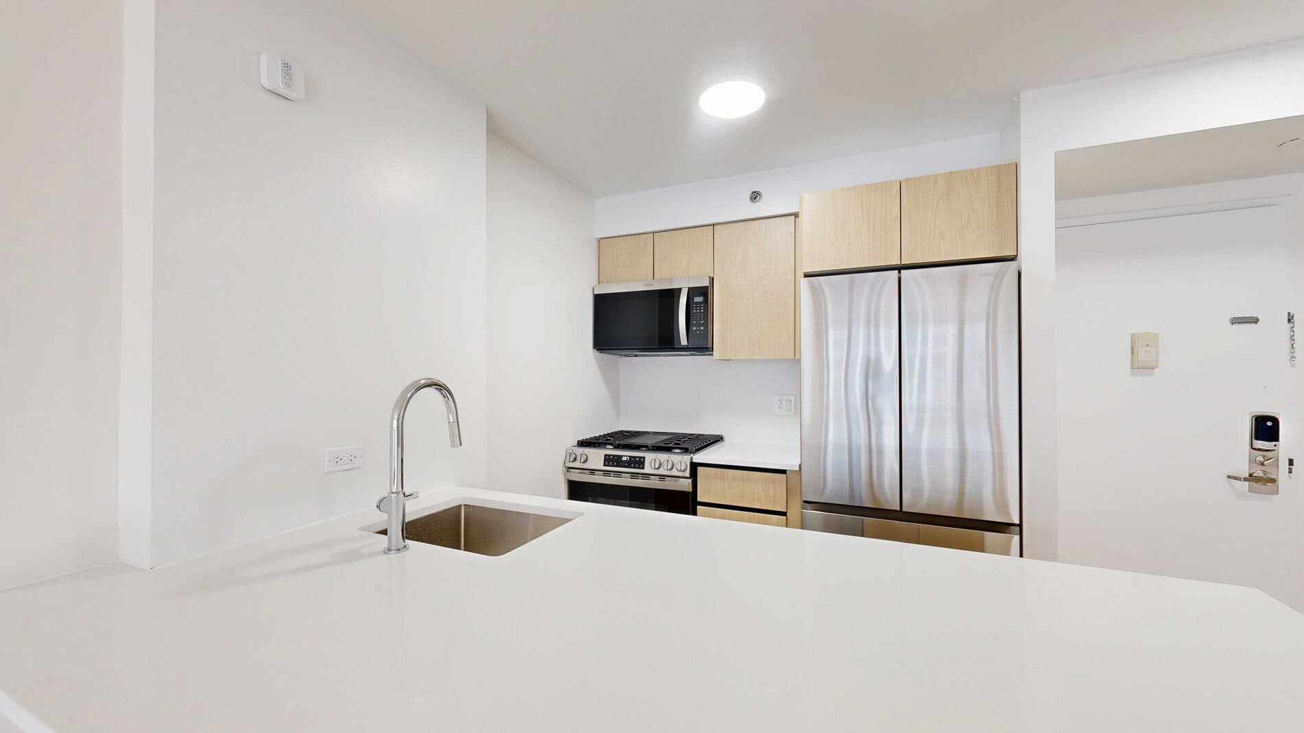 120 West 21 Street #810, Manhattan, NY 10011 1