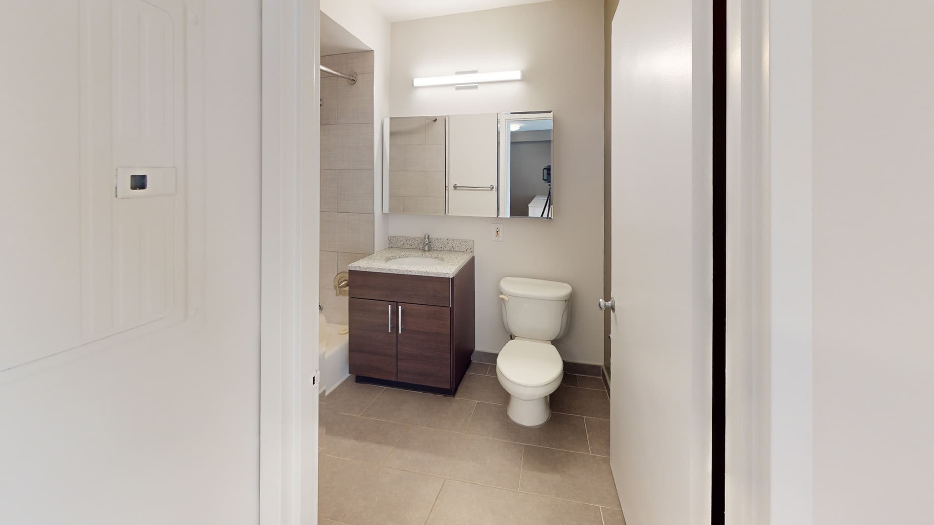 120 West 21 Street #906, Manhattan, NY 10011 1