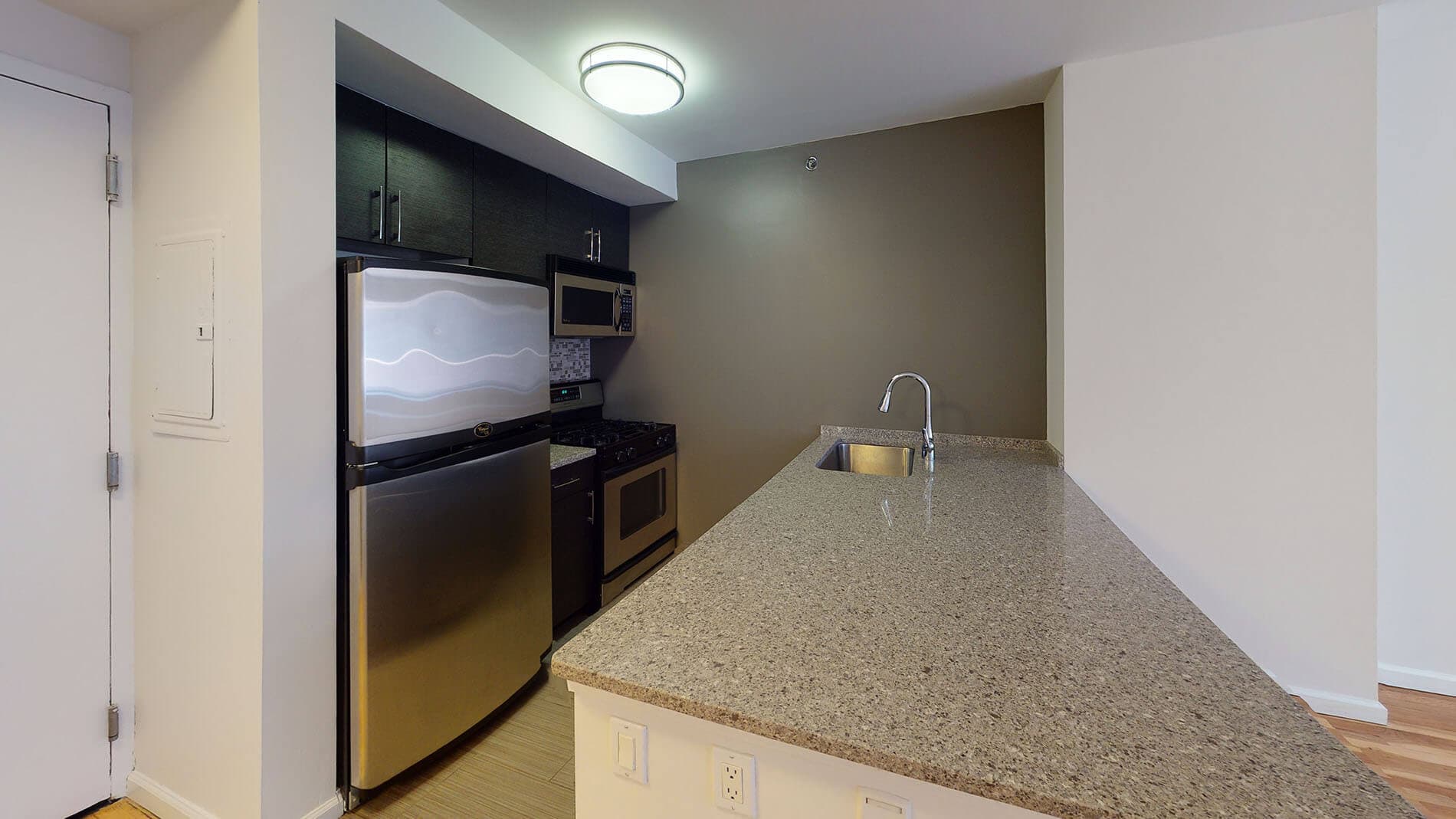 120 West 21 Street #415, Manhattan, NY 10011 1