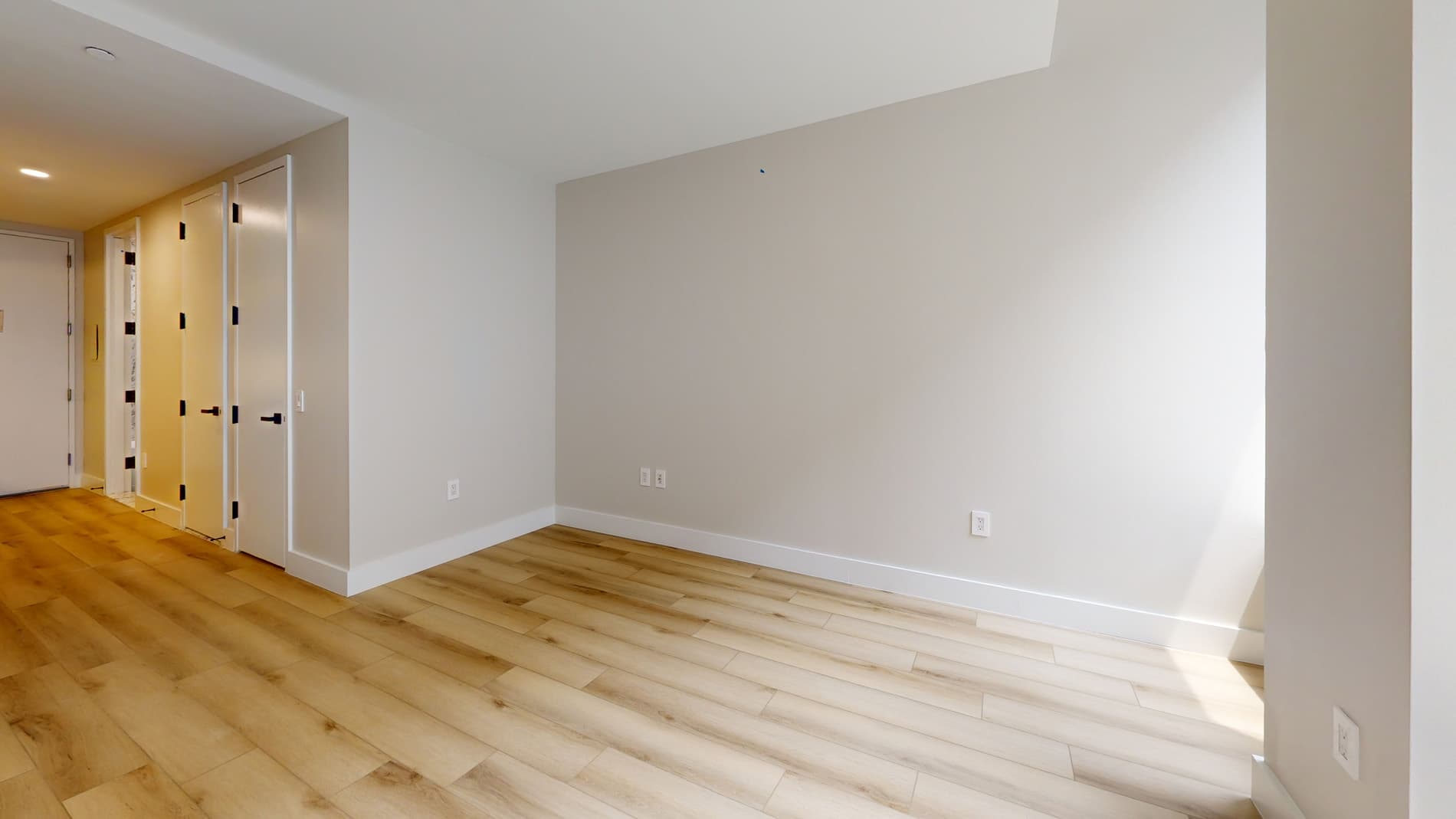 95 Wall St. in Financial District 95 Wall Street #2325, Manhattan, NY 10005 1