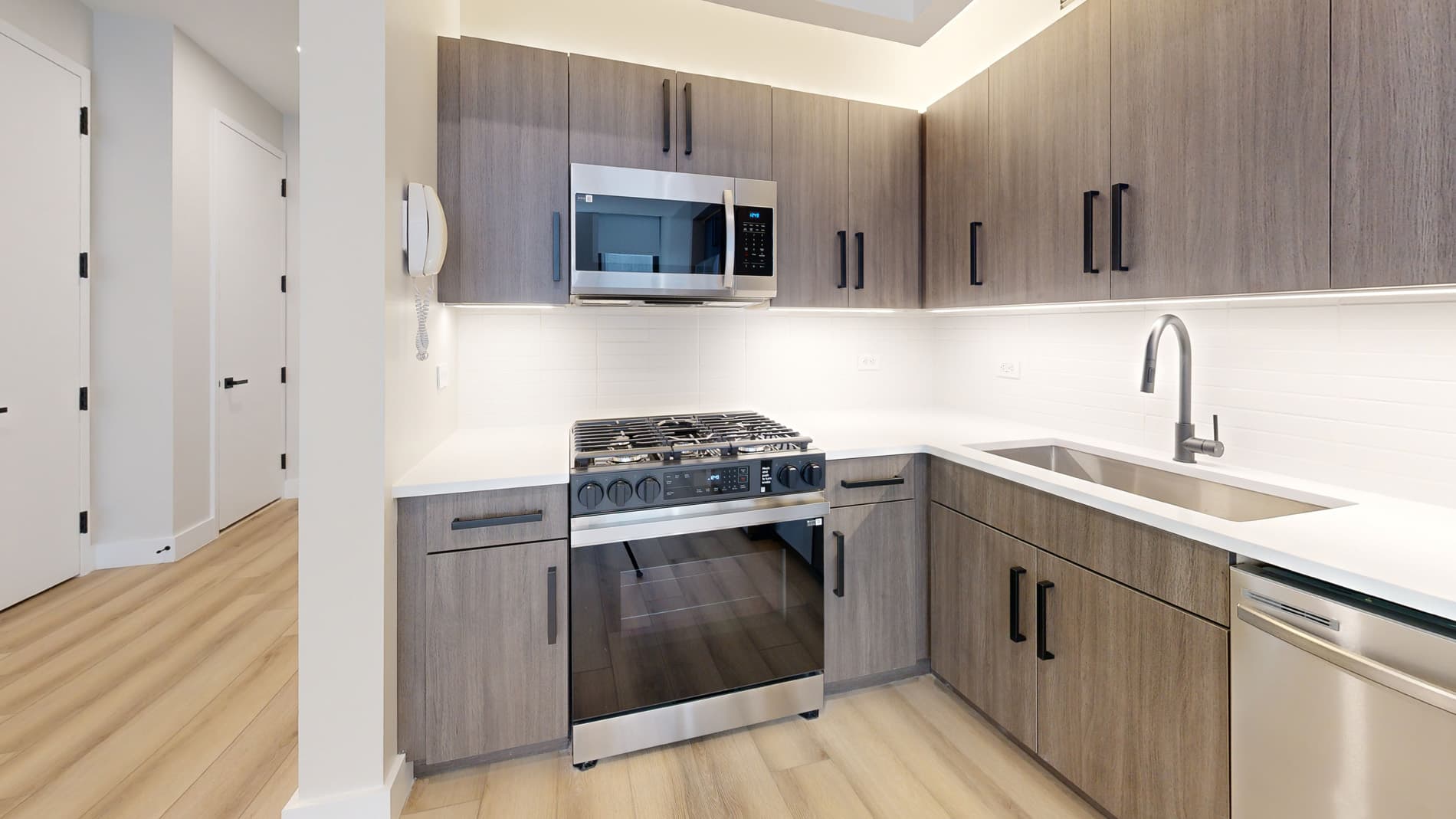 95 Wall St. in Financial District 95 Wall Street #803, Manhattan, NY 10005 1