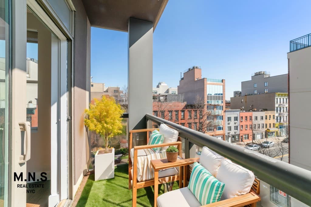 456 Grand Street #3G, Brooklyn, NY 11211 1