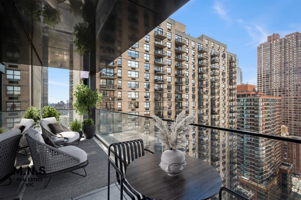 685 1 Ave #12M, Manhattan, NY 10016 1