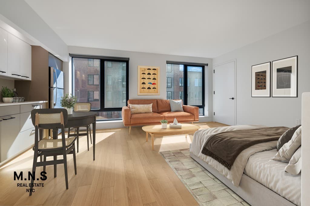 22-51 45 Street #7J, Queens, NY 11105