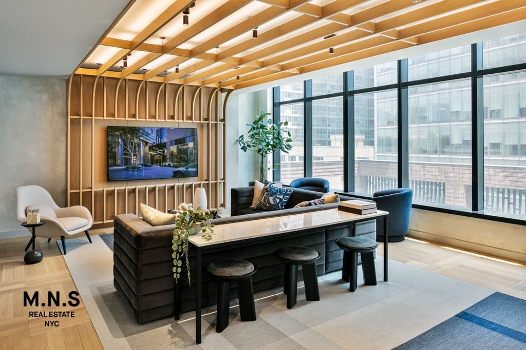 23-15 44 Rd #38L, Queens, NY 11101 1