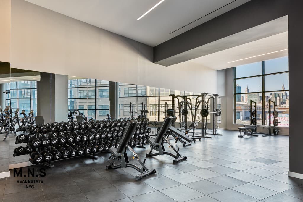 23-15 44 Rd #64R, Queens, NY 11101 1