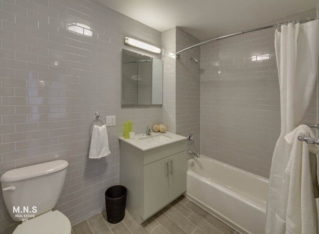 456 Grand Street #2C, Brooklyn, NY 11211 1