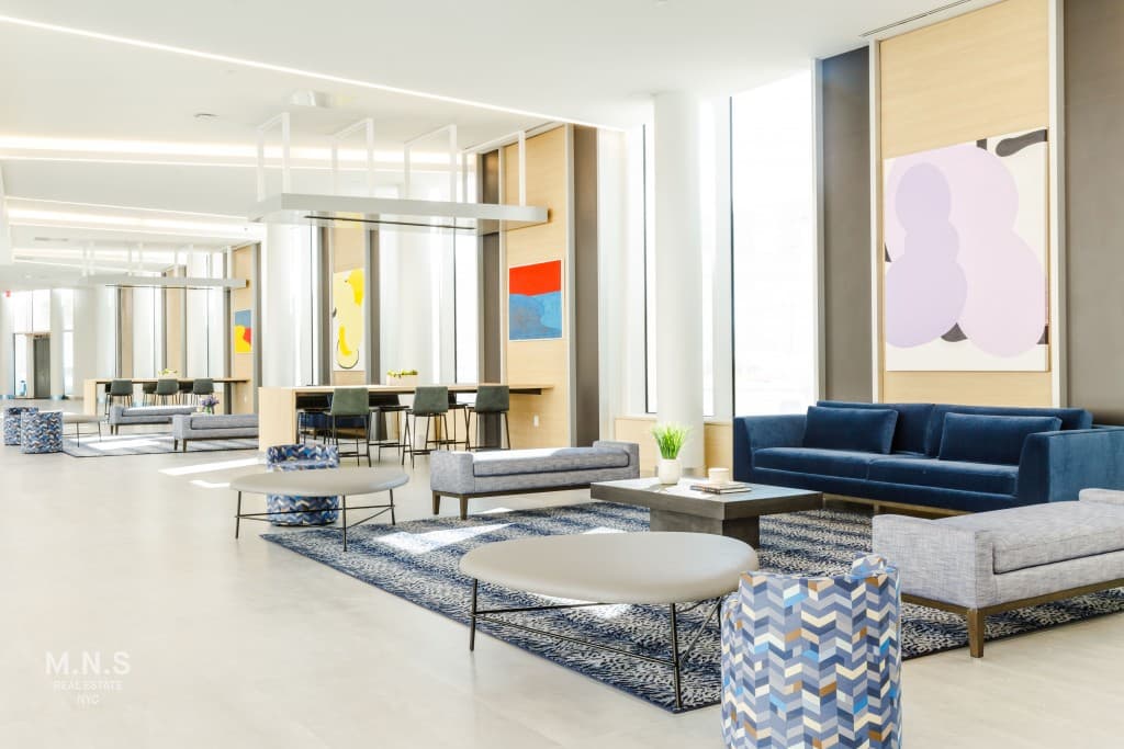 2244 Jackson Avenue #3428, Queens, NY 11101 1