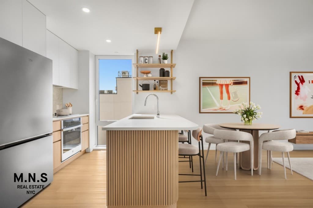 1042 Atlantic Avenue #901, Brooklyn, NY 11238 1