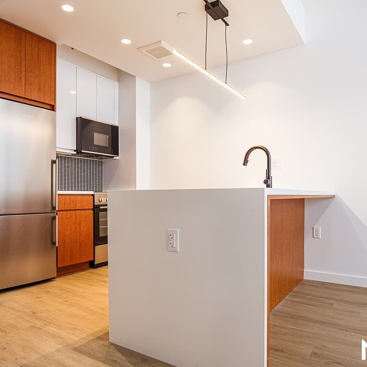 276 Grand Concourse #818, Bronx, NY 10451