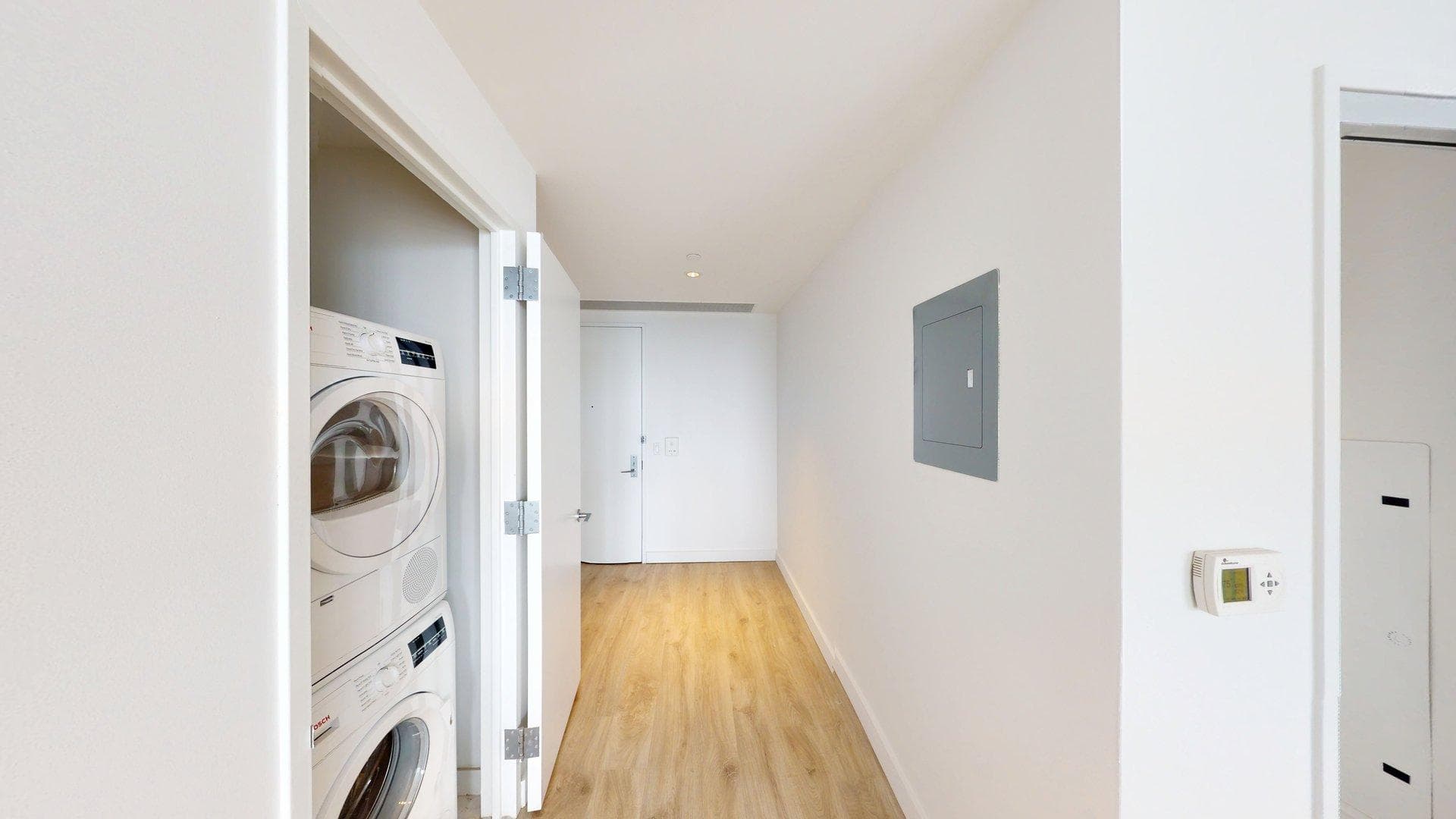 242 West 53 Street #63-B, Manhattan, NY 10019
