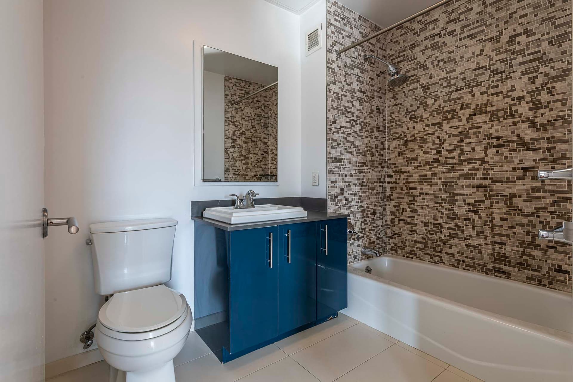 101 Avenue D #6J-1, Manhattan, NY 10009 1