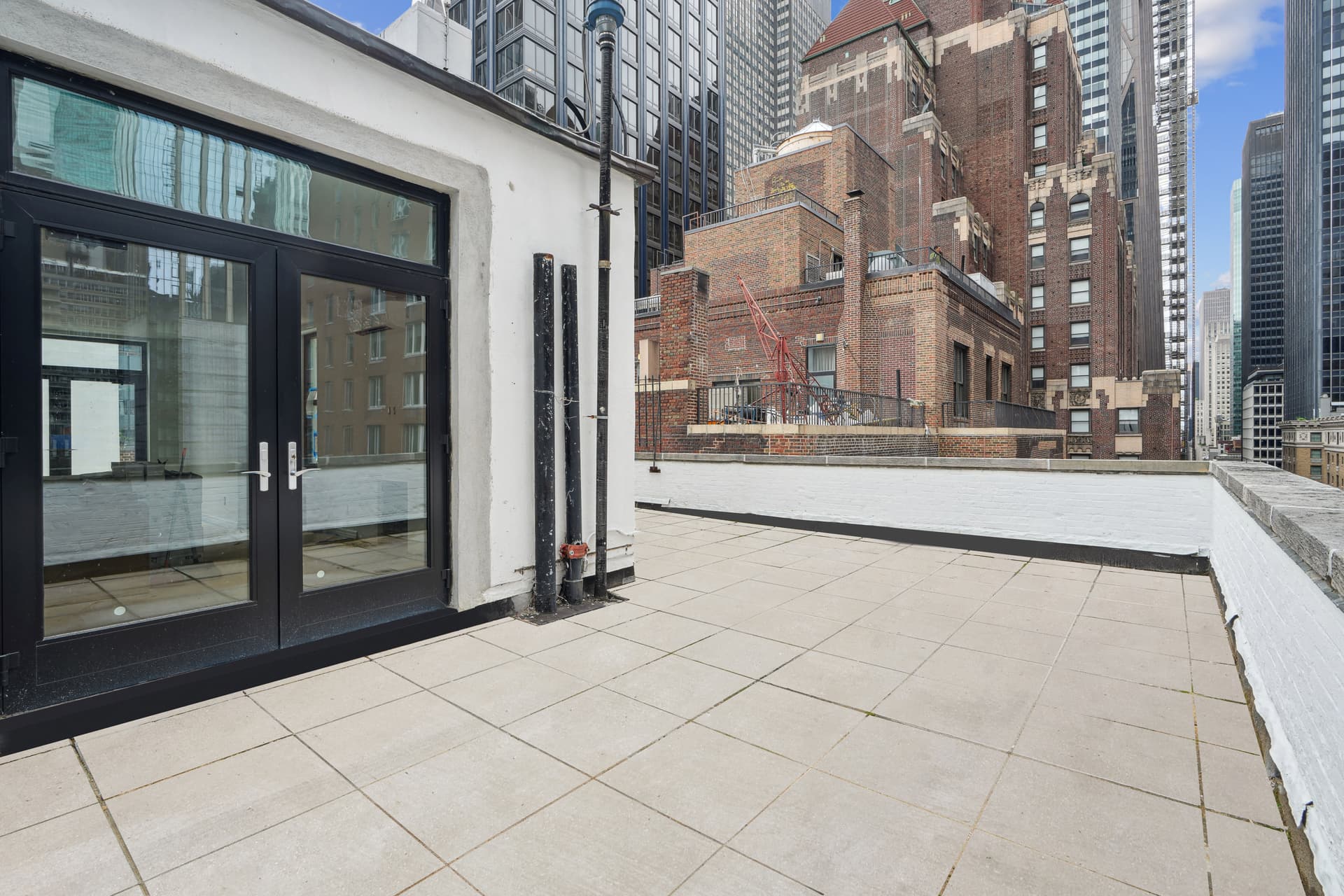 160 East 48 Street #PHU-3, Manhattan, NY 10017 1