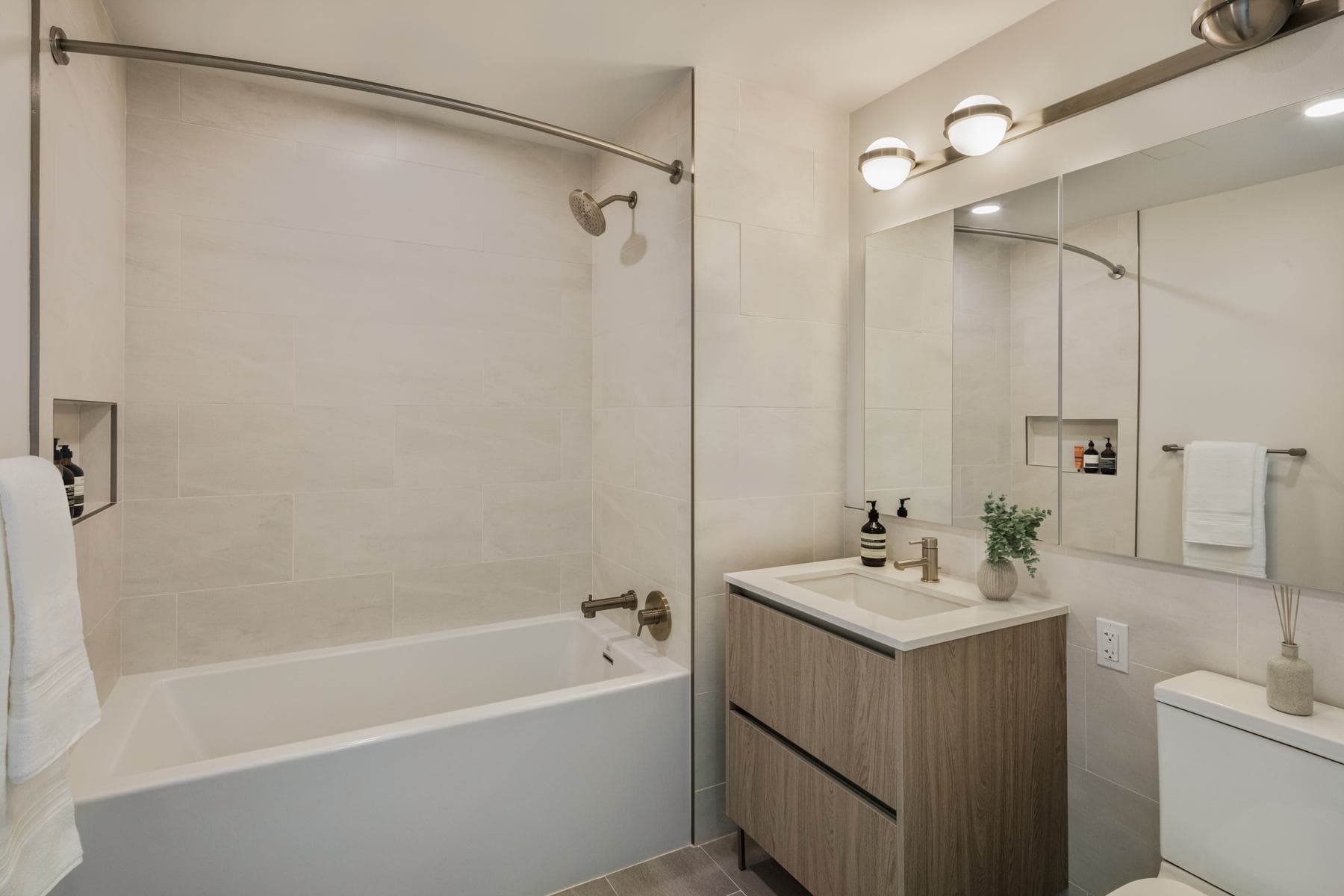 54 Crown Street #PH13, Brooklyn, NY 11225 1