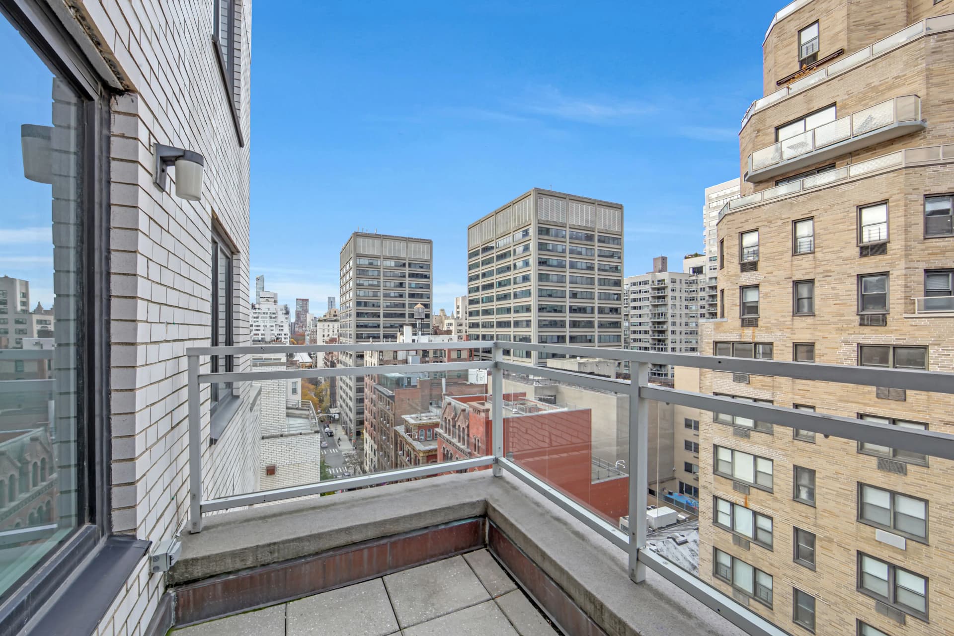 165 East 66 Street #15F, Manhattan, NY 10065 1