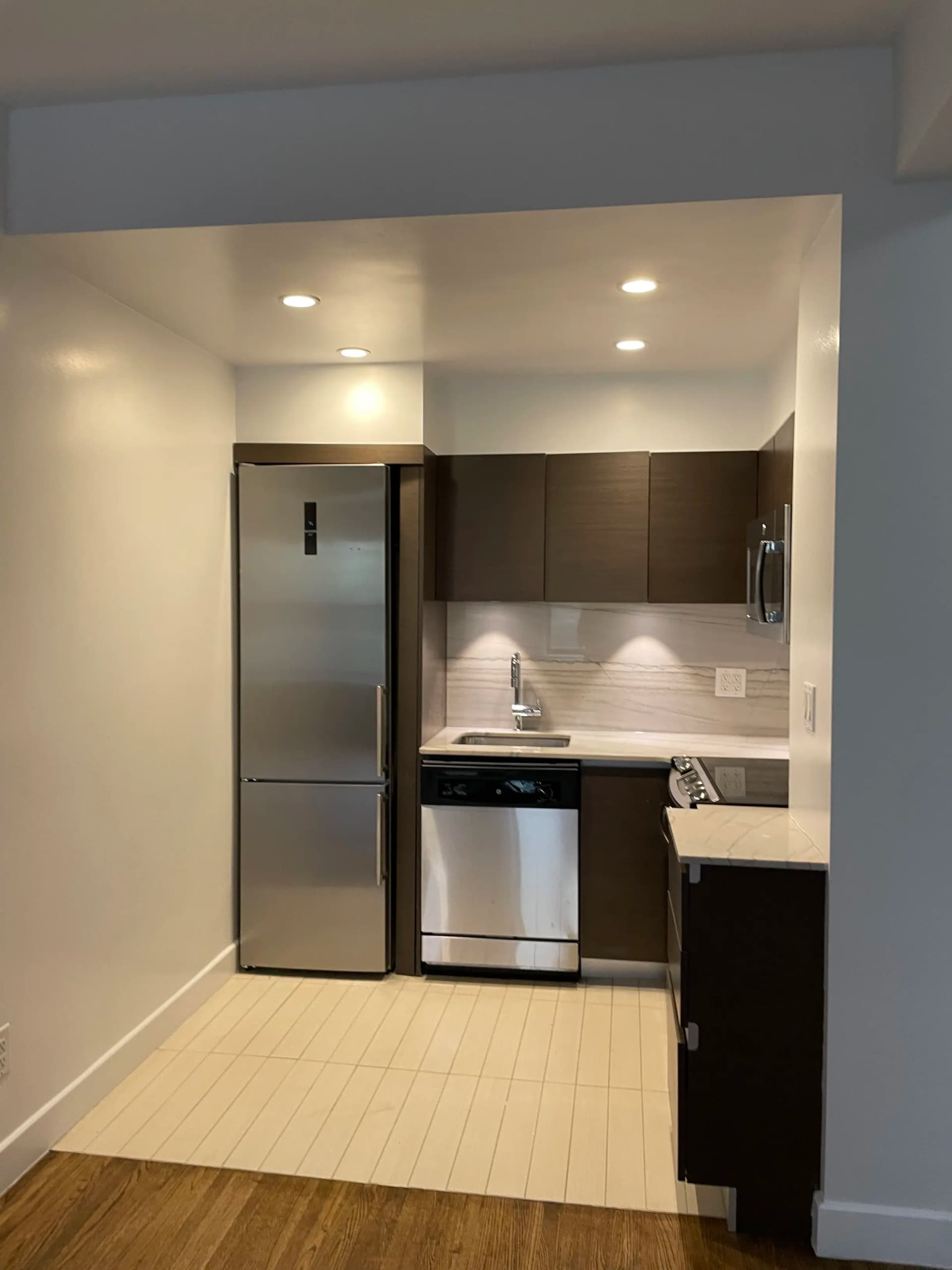 210 West 70 Street #0208, Manhattan, NY 10023 1