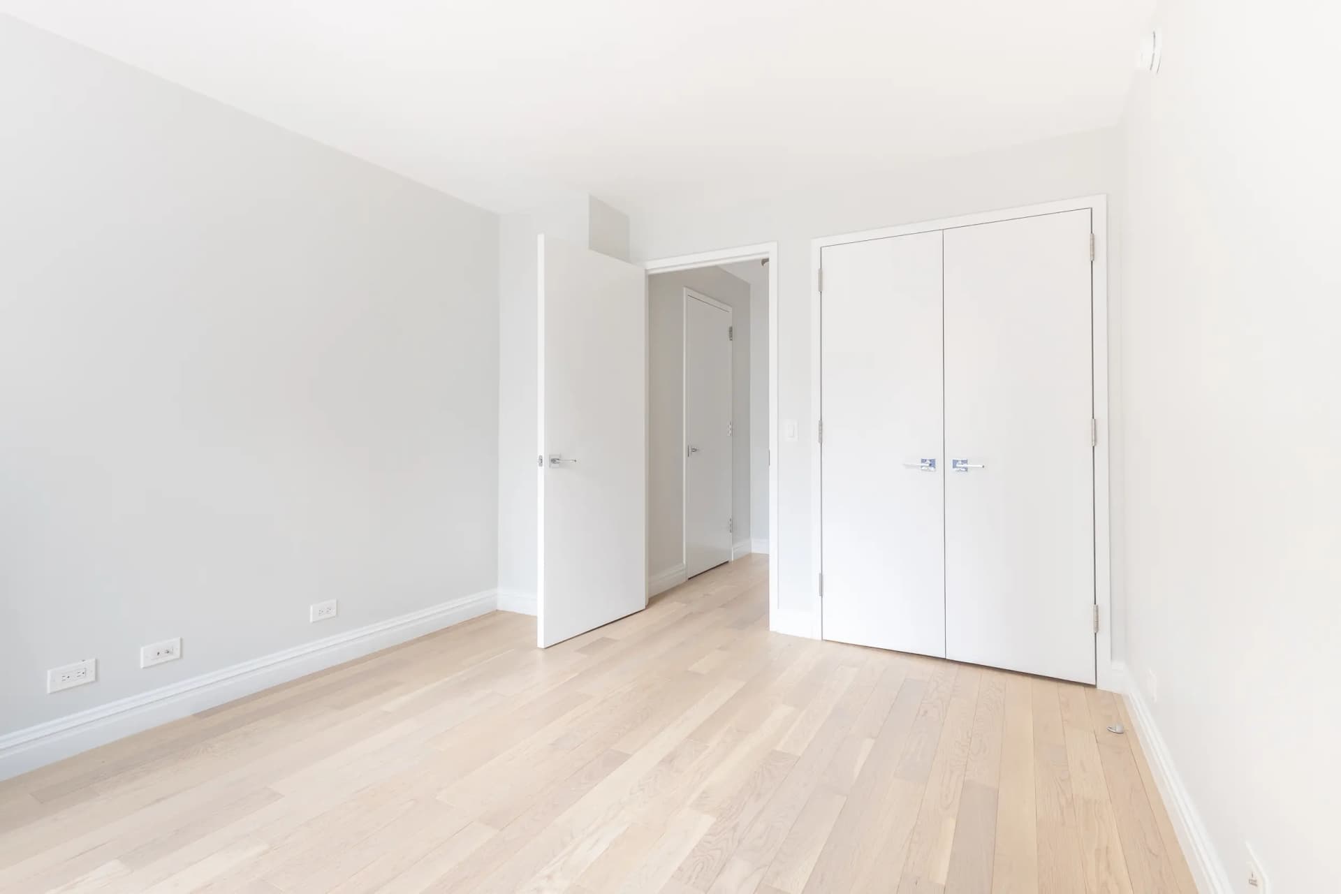 The Ritz Plaza 235 West 48 Street #023D, Manhattan, NY 10019 1