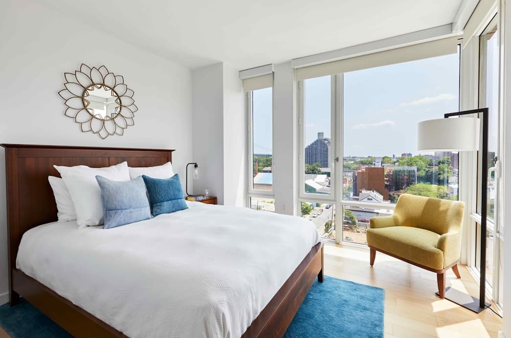 10 Halletts Point #1203, Queens, NY 11102 1