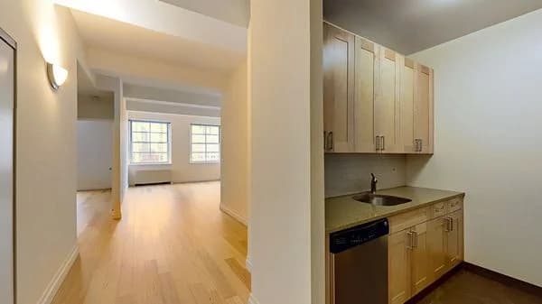 21 West Street #12J, Manhattan, NY 10006