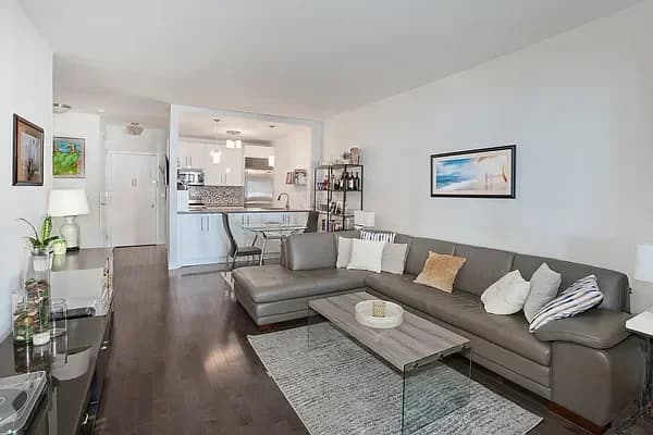 340 Albany Street #1C, Manhattan, NY 10280