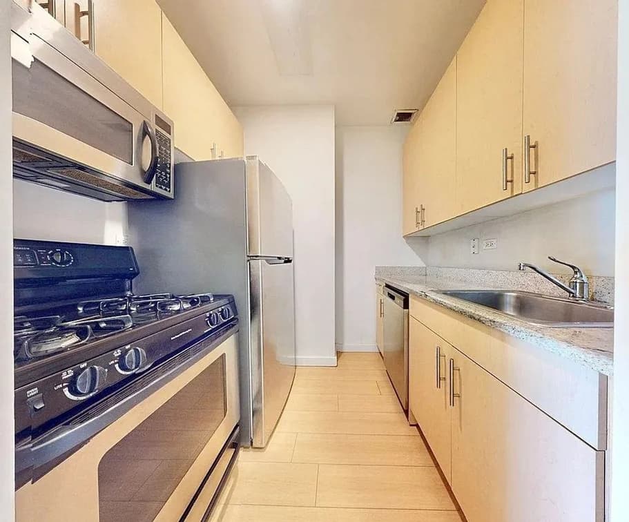90W 90 Washington Street #5F, Manhattan, NY 10006 apartment_kitchen 1