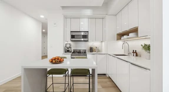 20 Broad Street #2806, Manhattan, NY 10005