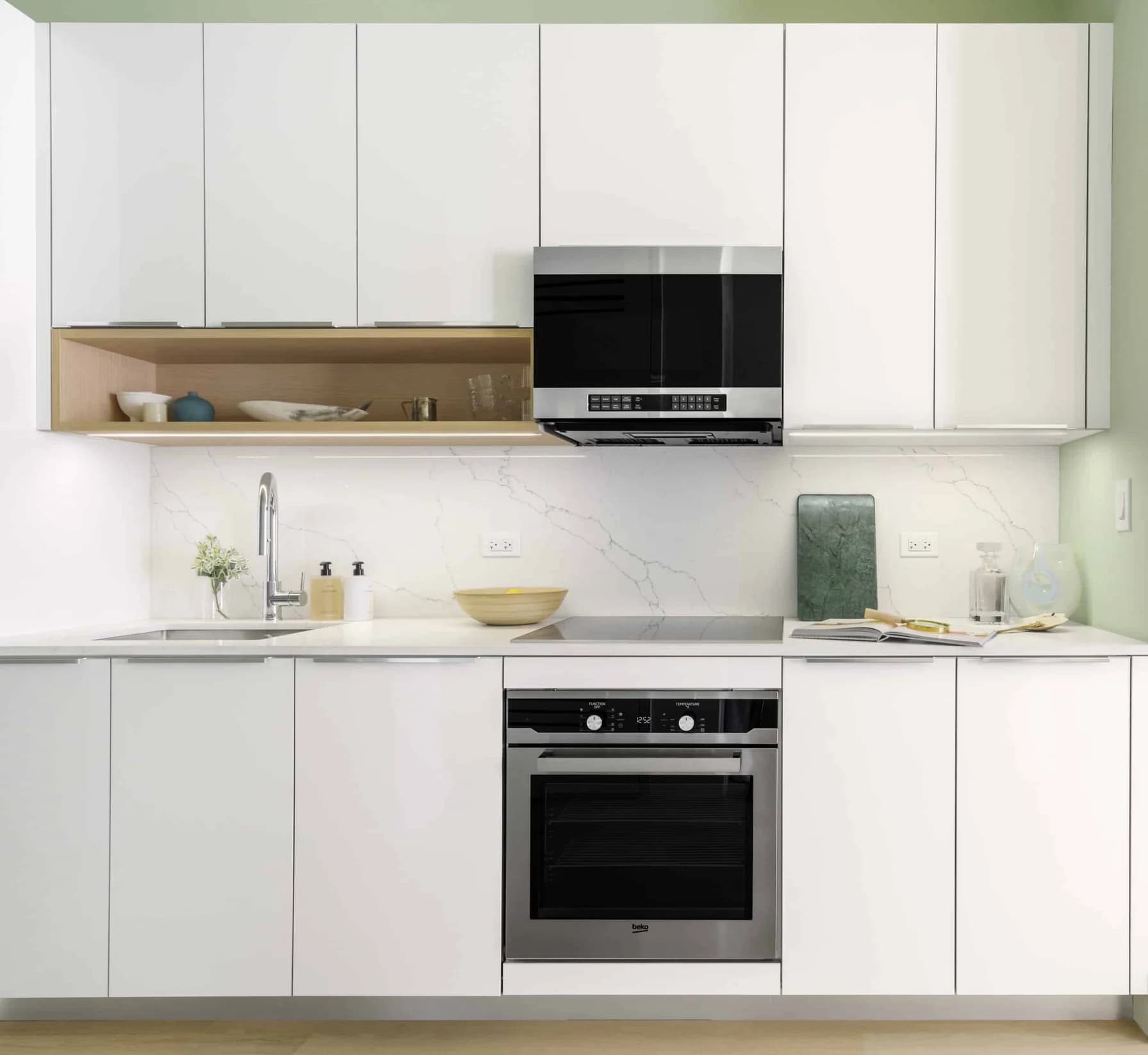 55 Broad Street #1307, Manhattan, NY 10005 apartment_kitchen 1
