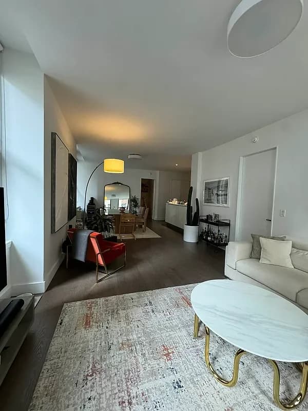 25 Broad Street #15I, Manhattan, NY 10005 apartment_living_room 1