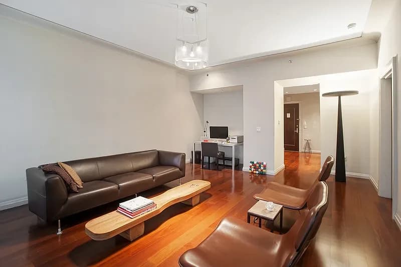 55 Wall Street #626, Manhattan, NY 10005 apartment_living_room 1