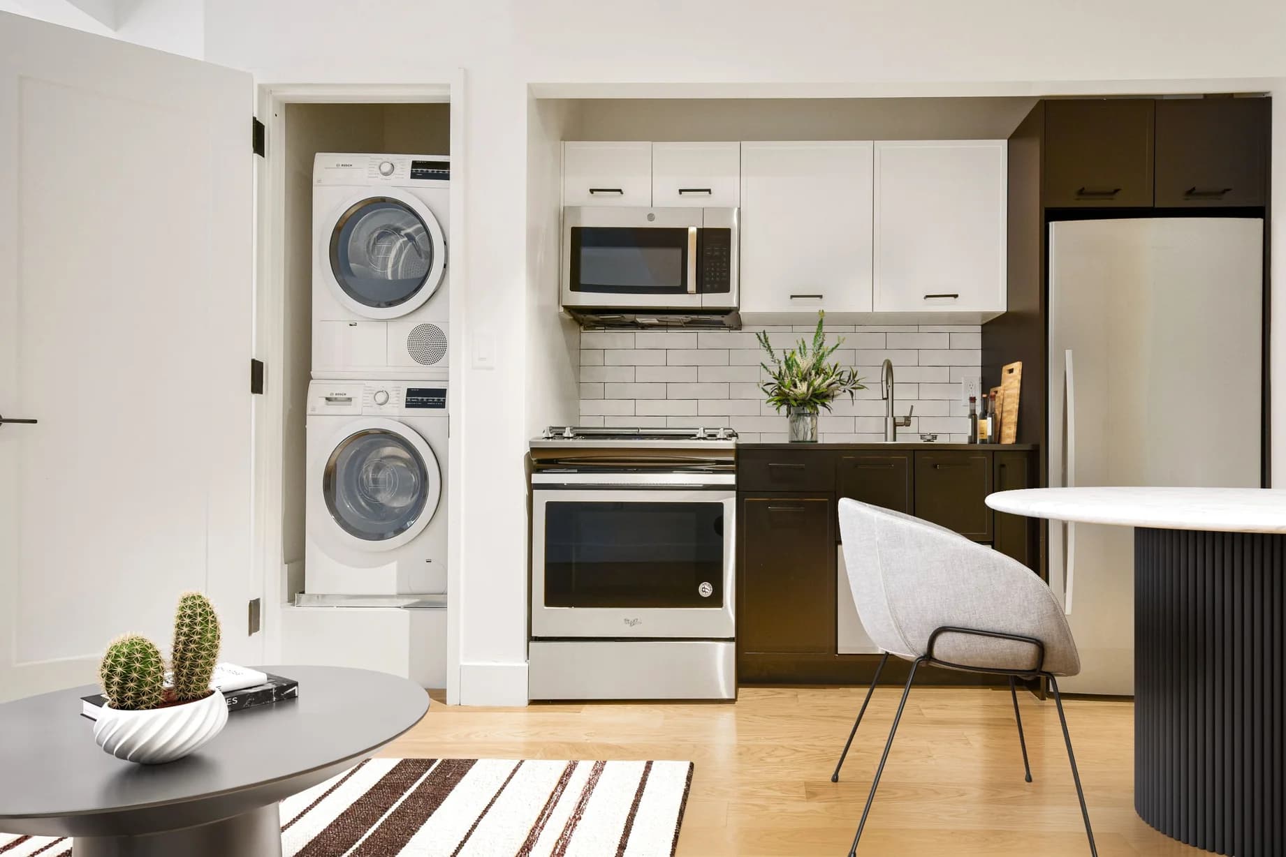 63 Wall Street Apartments 63 Wall Street #1614, Manhattan, NY 10005 apartment_kitchen 1